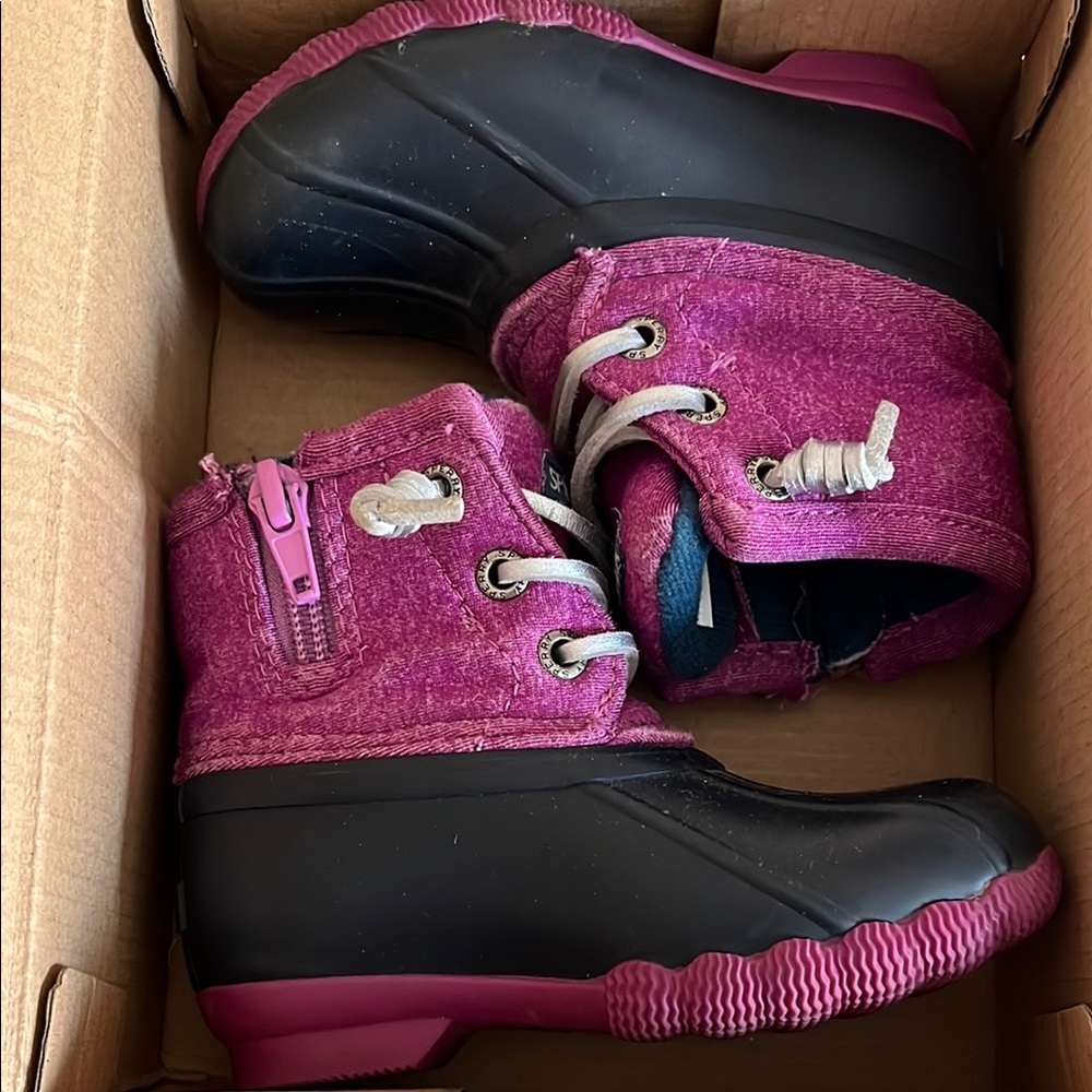 Sperry saltwater boots
